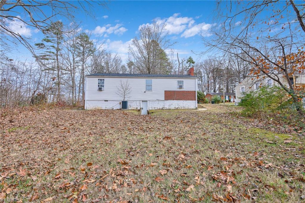 202 Bookington Dr Lexington, NC 27292