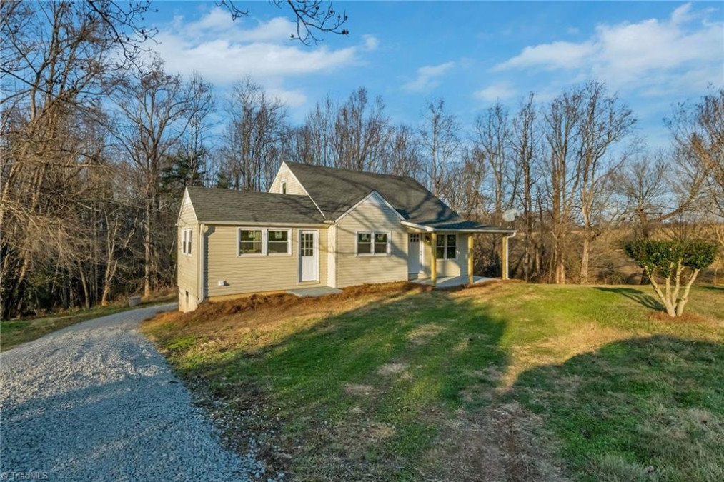 857 Adams Ridge Rd State Road, NC 28676