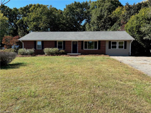 4264 Northampton Dr Winston Salem, NC 27105