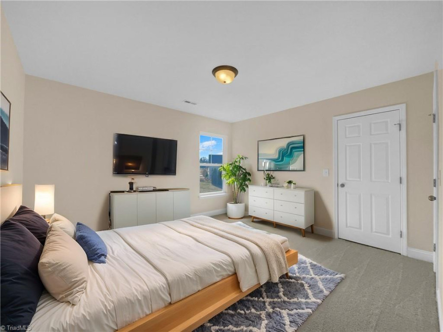 8102 Broad Ridge Ct Browns Summit, NC 27214