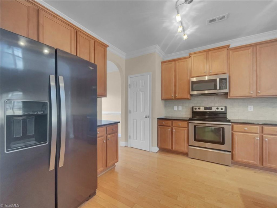 8102 Broad Ridge Ct Browns Summit, NC 27214