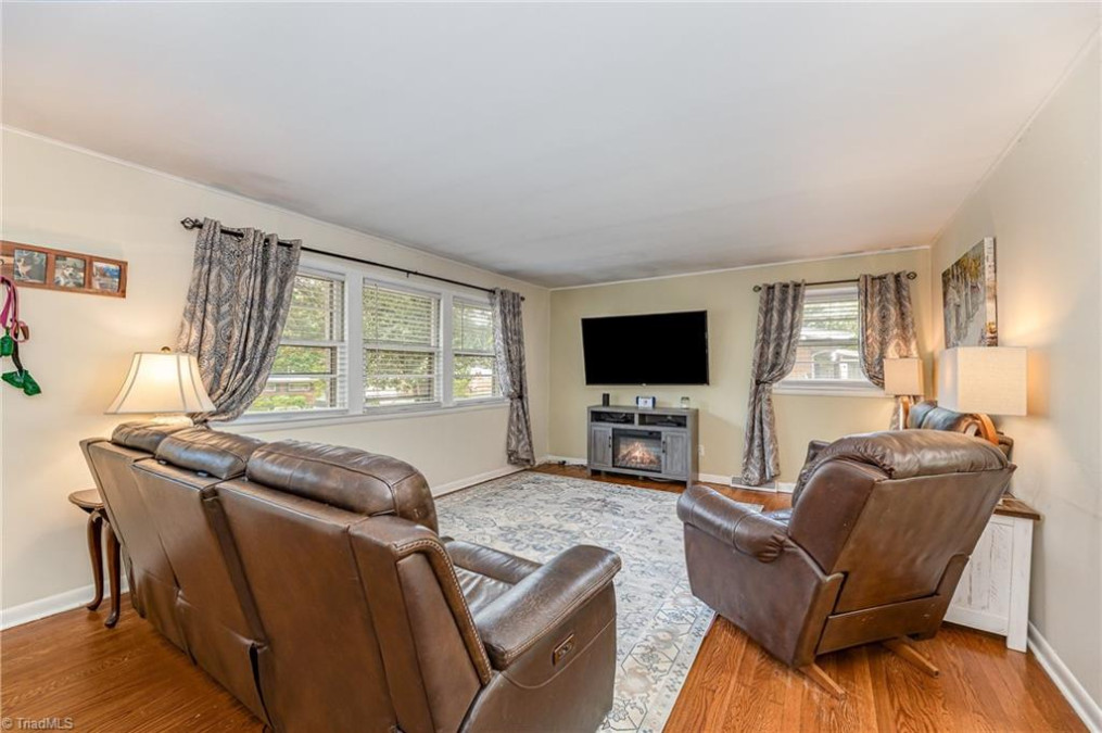 3104 Canterbury St Greensboro, NC 27408