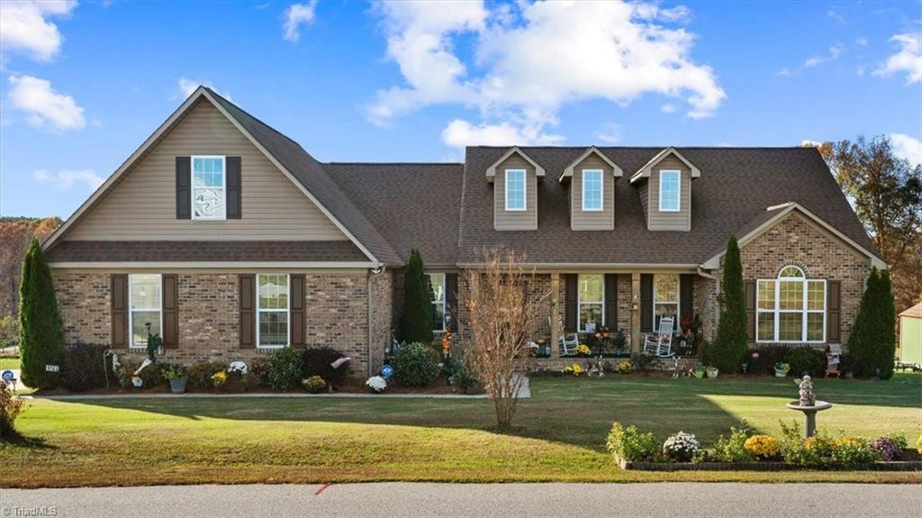 157 Fritts Farm Ct Lexington, NC 27295